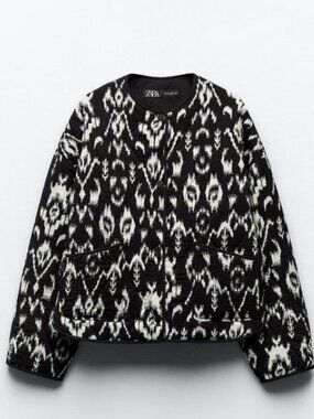 New ZARA Print Puffer Jacket With Front Patch Pockets And Side Vents-Size S